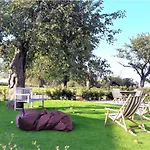 Authentique Confortable Convivial Spacieux Elegant