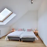 Authentique Confortable Convivial Spacieux Elegant