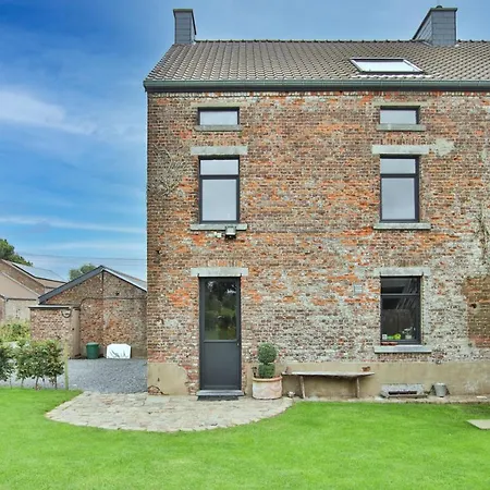 Authentique Confortable Convivial Spacieux Elegant *