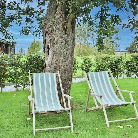 Hébergement de vacances Calme Et Chaleureux Au Milieu De La Campagne *