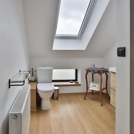 Authentique Confortable Convivial Spacieux Elegant