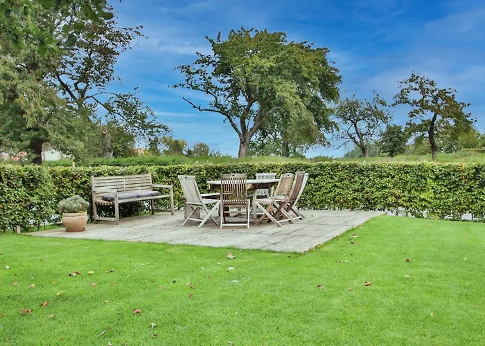 Authentique Confortable Convivial Spacieux Elegant