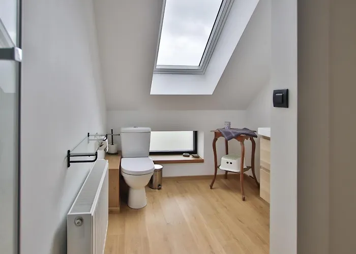 Authentique Confortable Convivial Spacieux Elegant